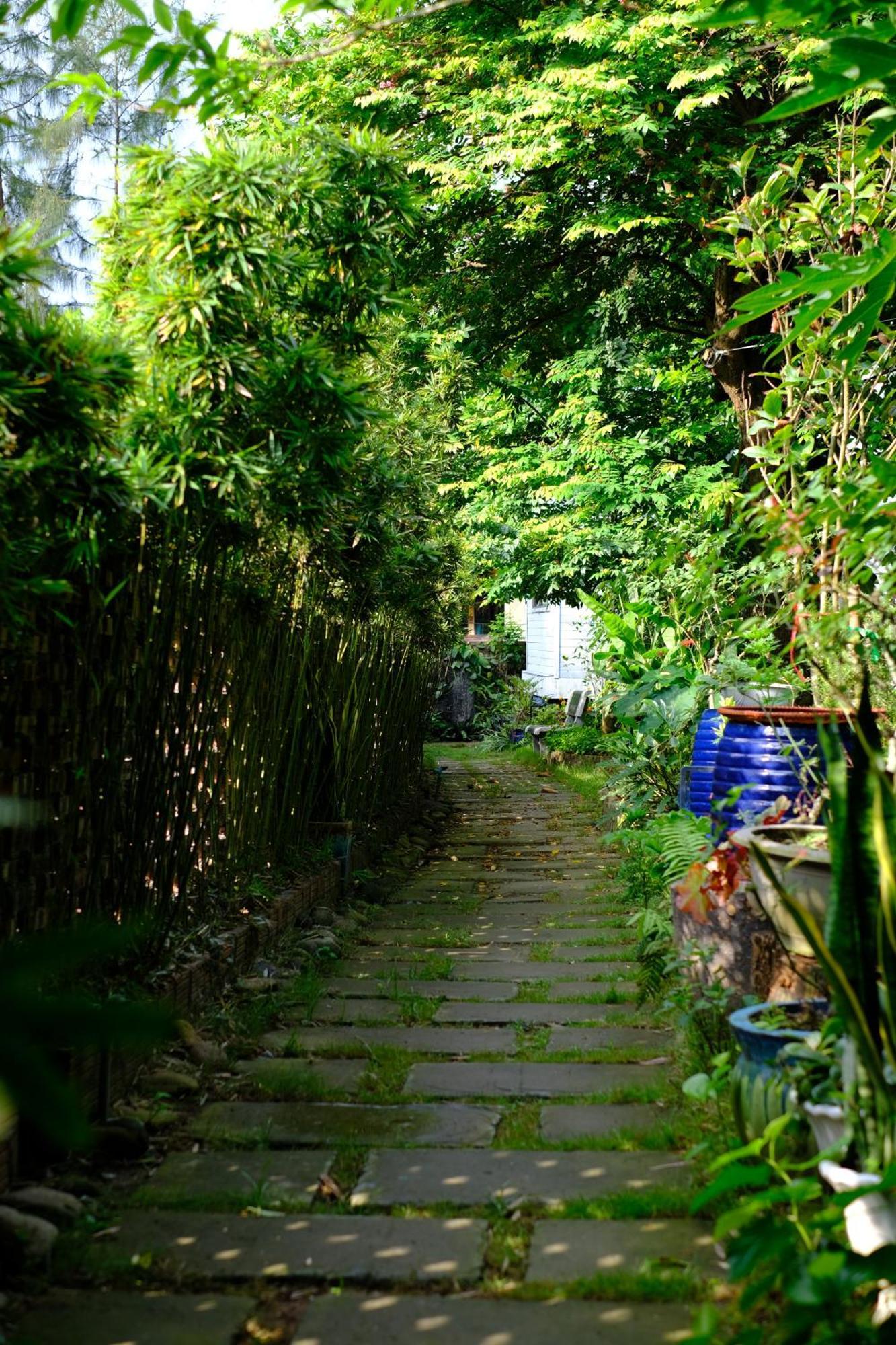 Blue Lagoon Cat Ba Hotel Dong Khe Sau Exterior photo