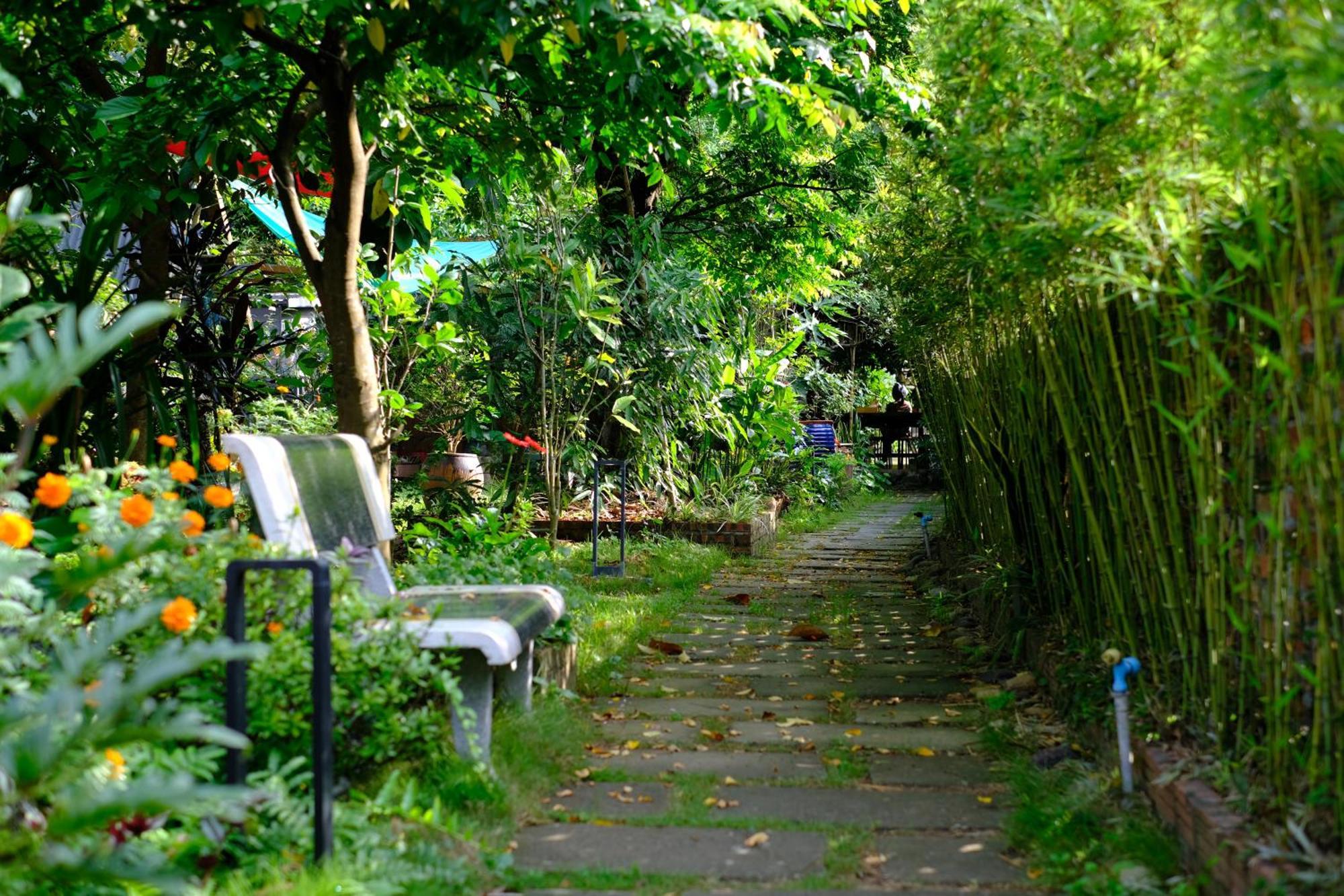 Blue Lagoon Cat Ba Hotel Dong Khe Sau Exterior photo